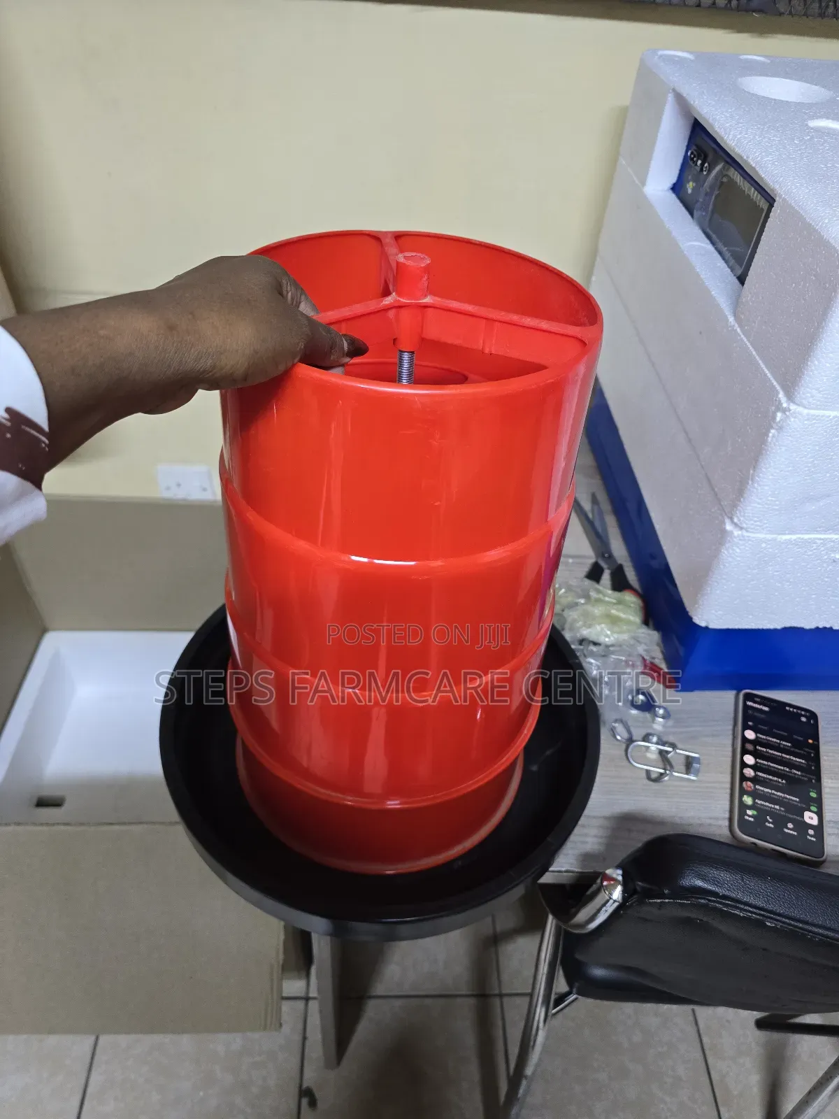 13 Kg Automatic Chicken Feeders