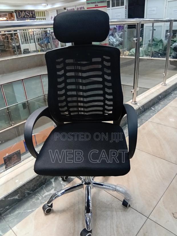 Comfortable Office Chair With Headrest