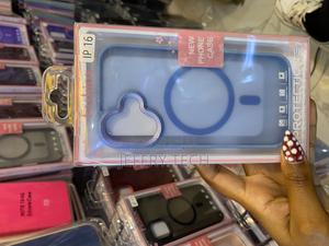 Moiker Magnetic Guard Designed for iPhone 16 Case Translucent Matte - thumbnail 2