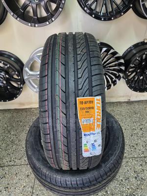 225/55r18 Torque Tire Sport