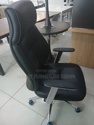 Manager Leather Seat