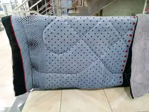* Single Warm Woolen Duvets (1pc)*
 ~ Size; *(4*6/5*6)