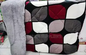 * Single Warm Woolen Duvets (1pc)*
 ~ Size; *(4*6/5*6)