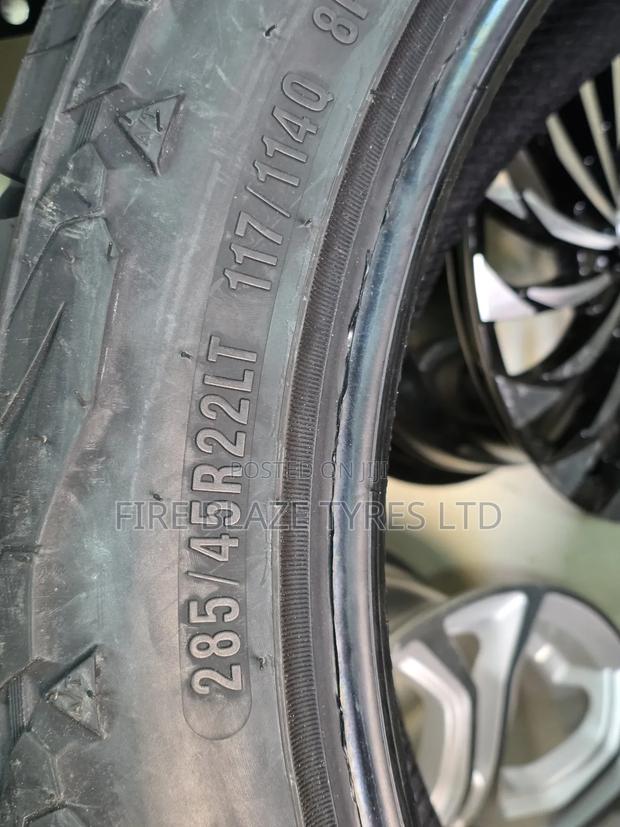 285/45r22 Yusta All-Terrain Tire - thumbnail 4