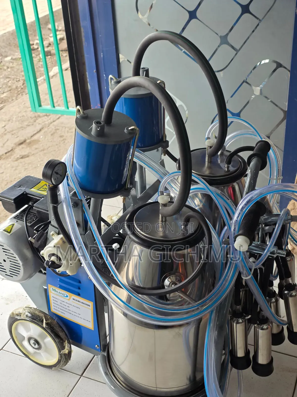 Electric Milking Machine