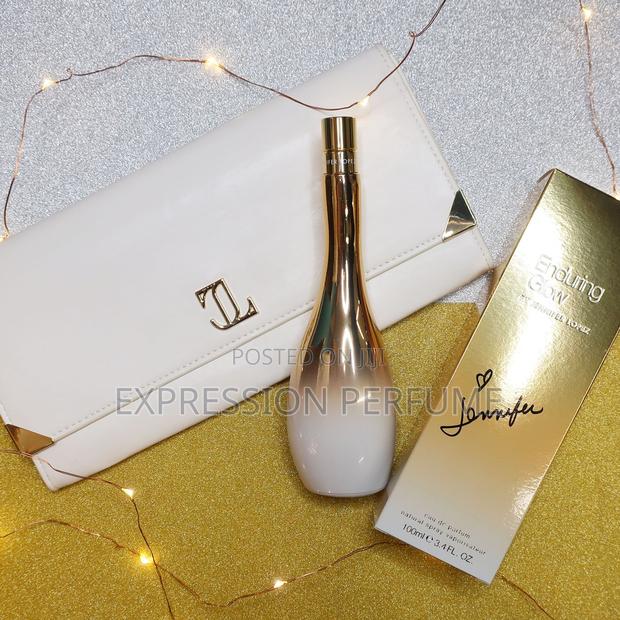 Jennifer Lopez Enduring Glow - thumbnail 2