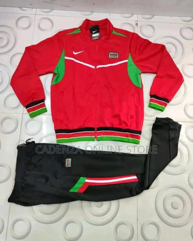 Tracksuits Restocked  Sizes M-3xl - thumbnail 3