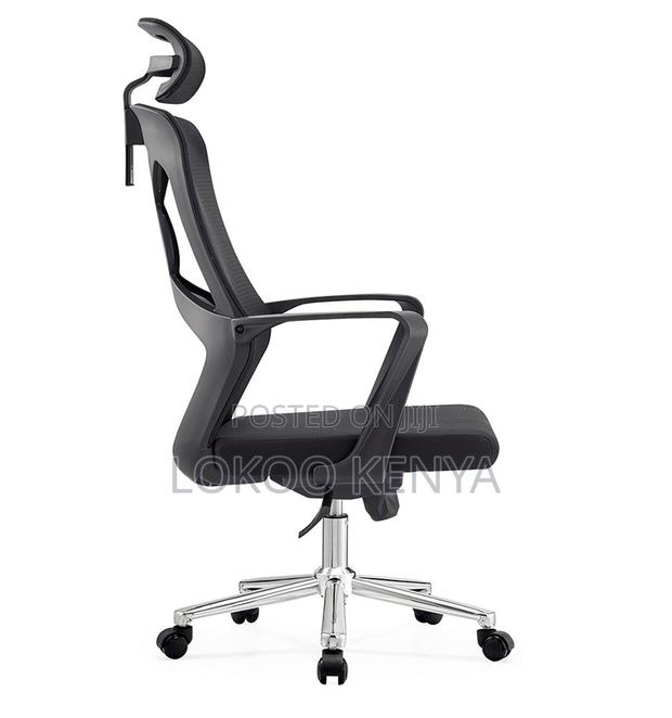 Office Chair; Swivel Black Mesh High Back Computer Desk Chair - thumbnail 3