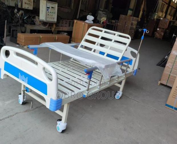 Single Crank Bed - main view