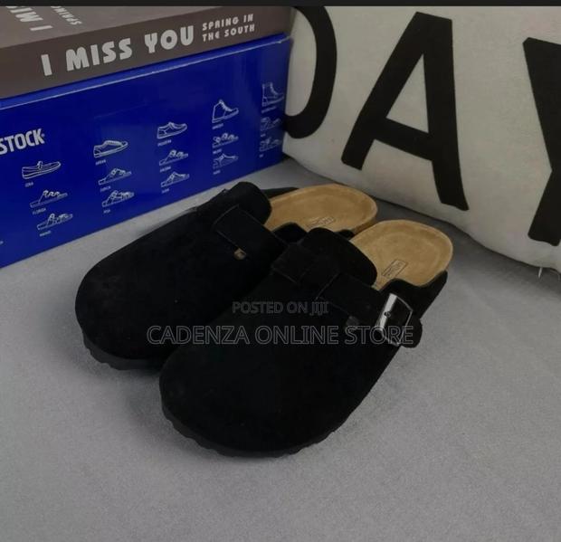 Clogs Restocked 
Quality
Sizes:40_45 (Big Fit) - thumbnail 10
