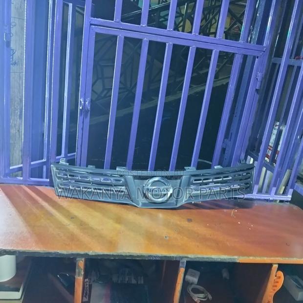 Nissan Wingroad Y12 Grille, Clean Ex Japan Motor Parts