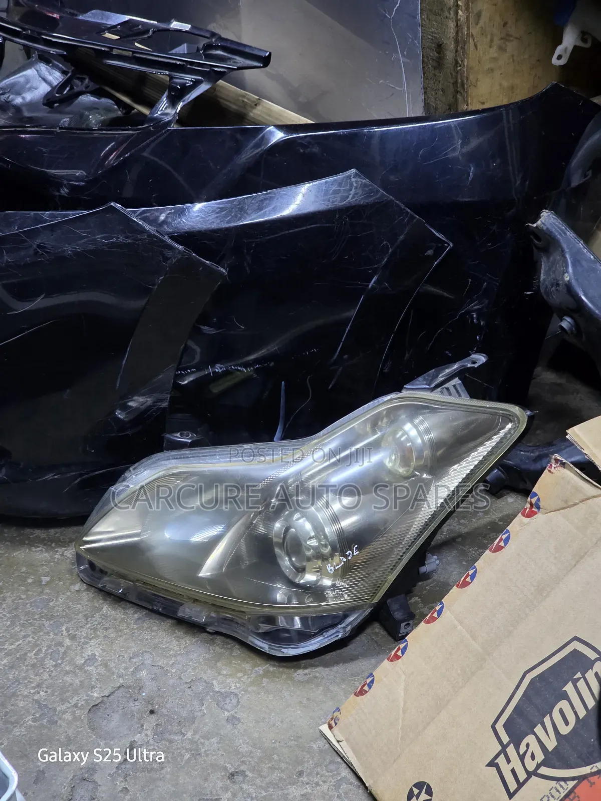 Toyota Blade Headlight