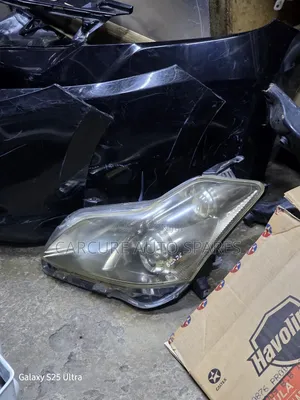 Toyota Blade Headlight