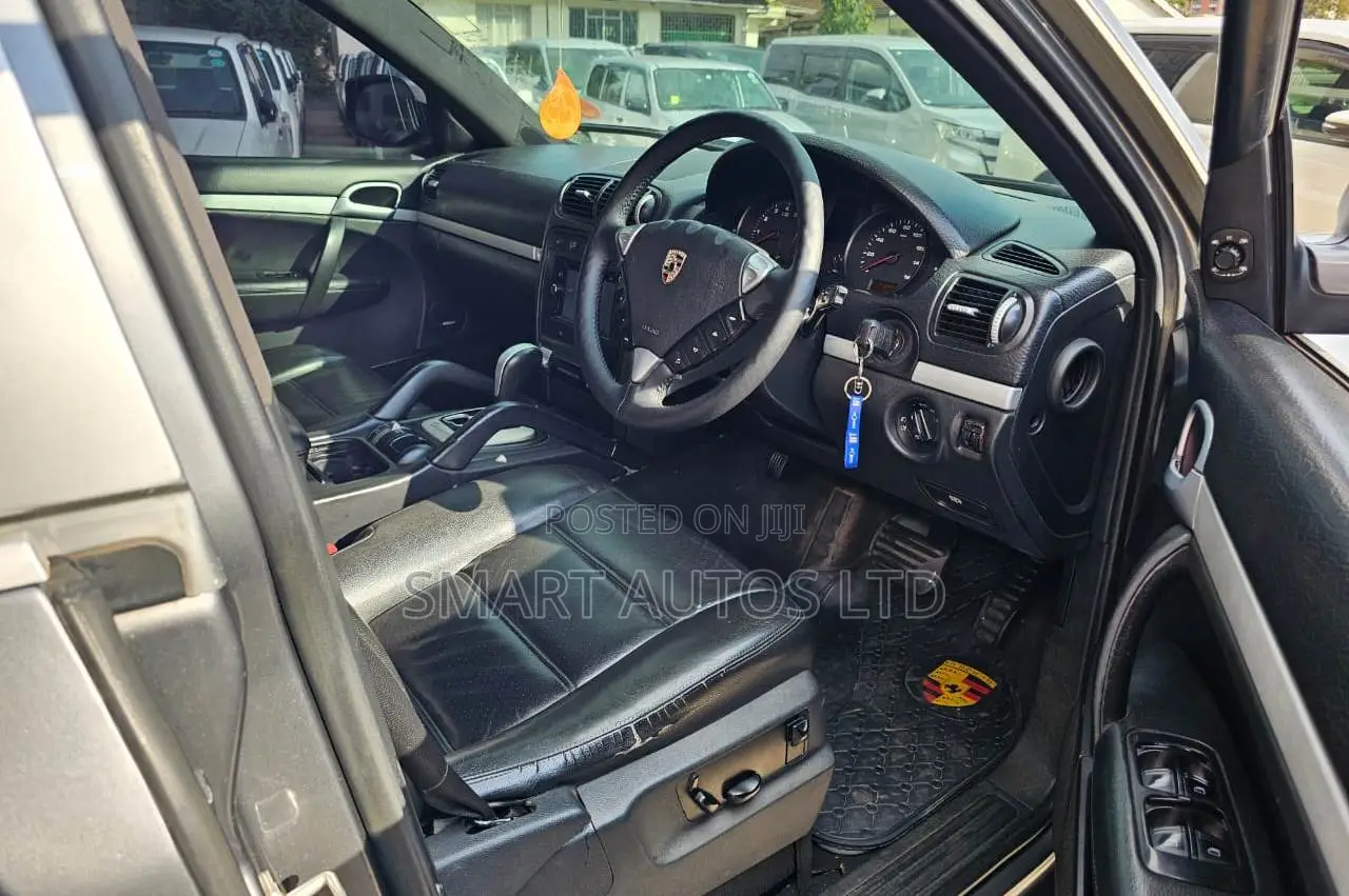Porsche Cayenne 3.6 V6 Automatic 2007 Gray