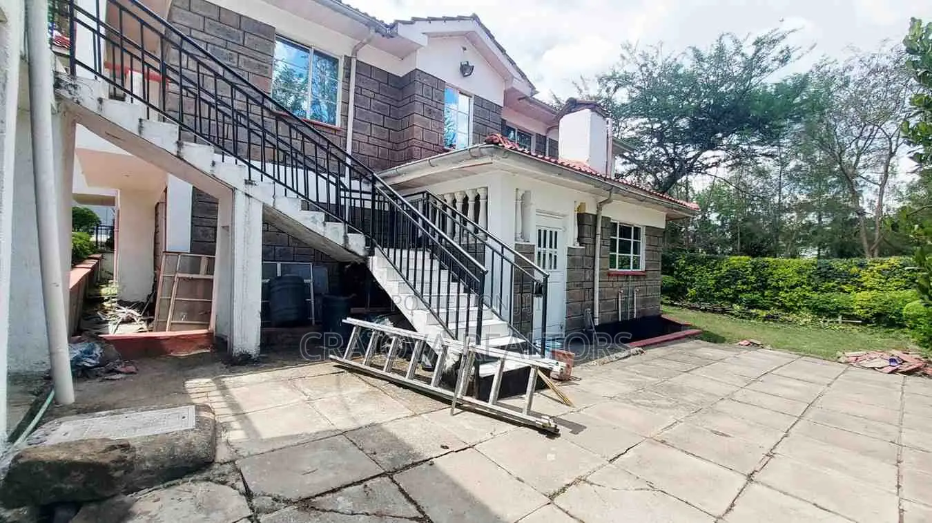 6bdrm Townhouse/Terrace in Rimpa for sale