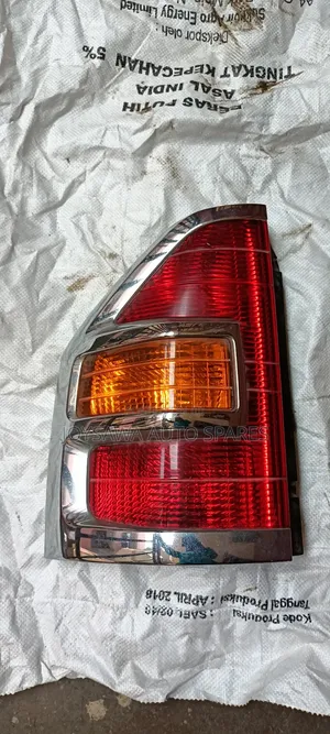 Mitsubishi Pajero 2005 Xjapan Taillight