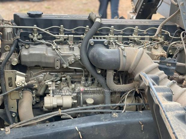Isuzu FSR 2019 K.C.V Very Clean - thumbnail 5
