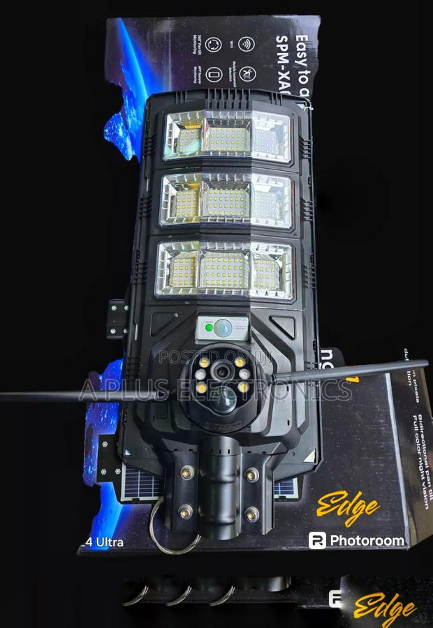 X01 450w Streetlight With Camera - main view