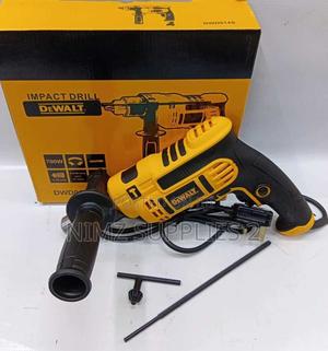 Dewalt Electric Drill 700w