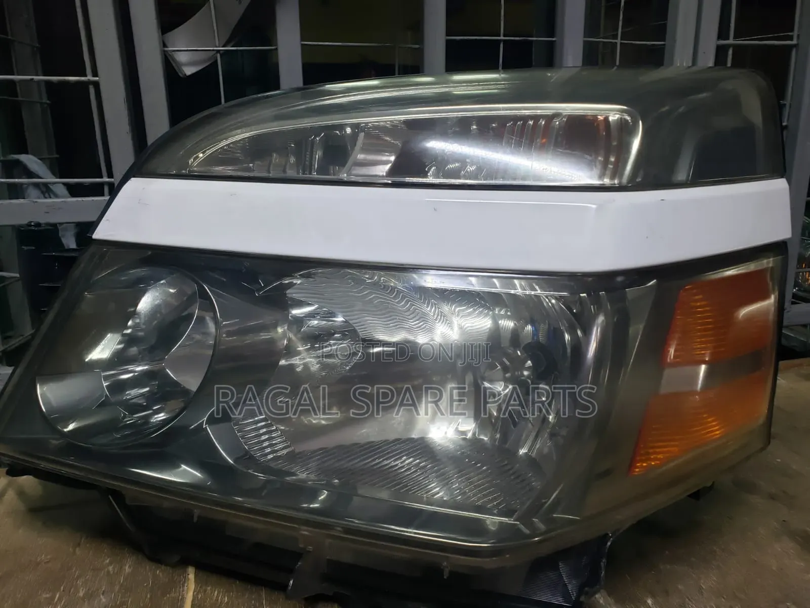 Voxy 2005/7 Non Xenon