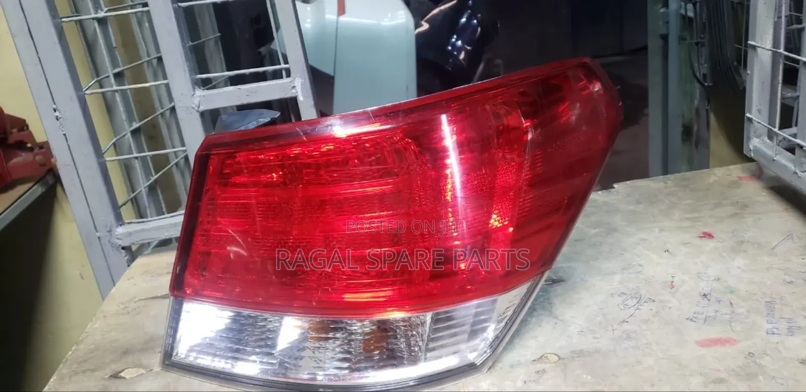 Subaru Br9 Sedan Taillight