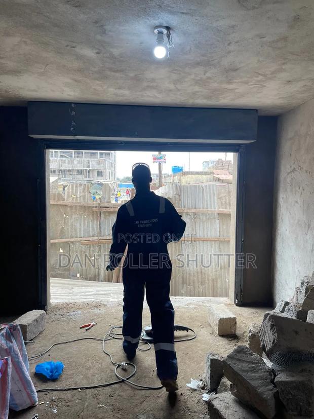 Strong Manual Roller Shutter Door – Installed by Experts - thumbnail 3