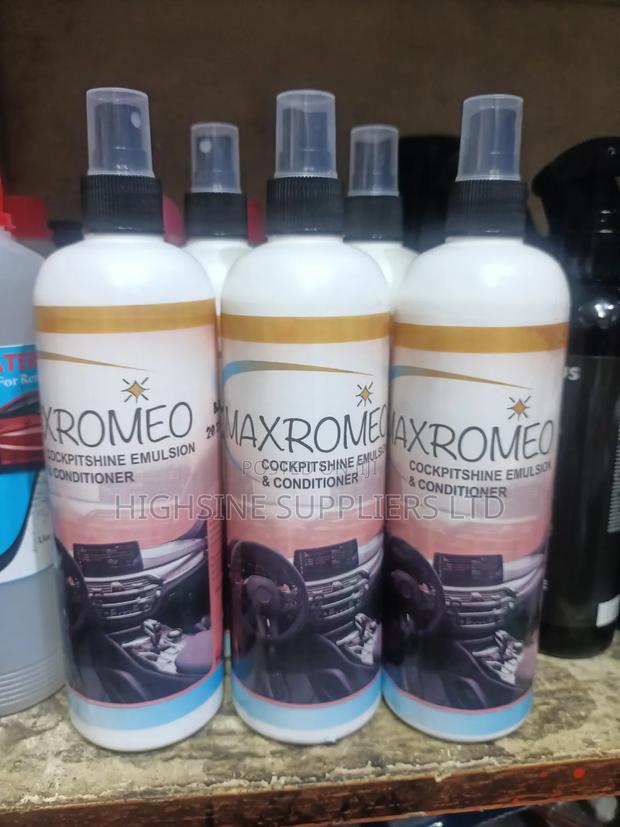 Dashboard Polish Romeo