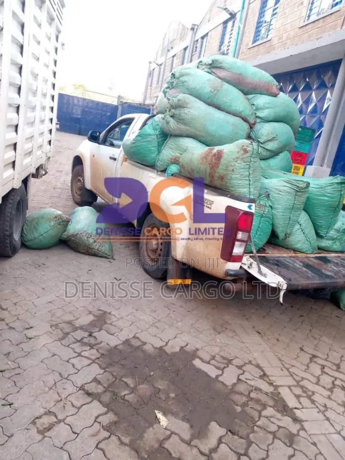 Light Cargo Transport Services.Pickup, Cargo Van and Mini-Trucks