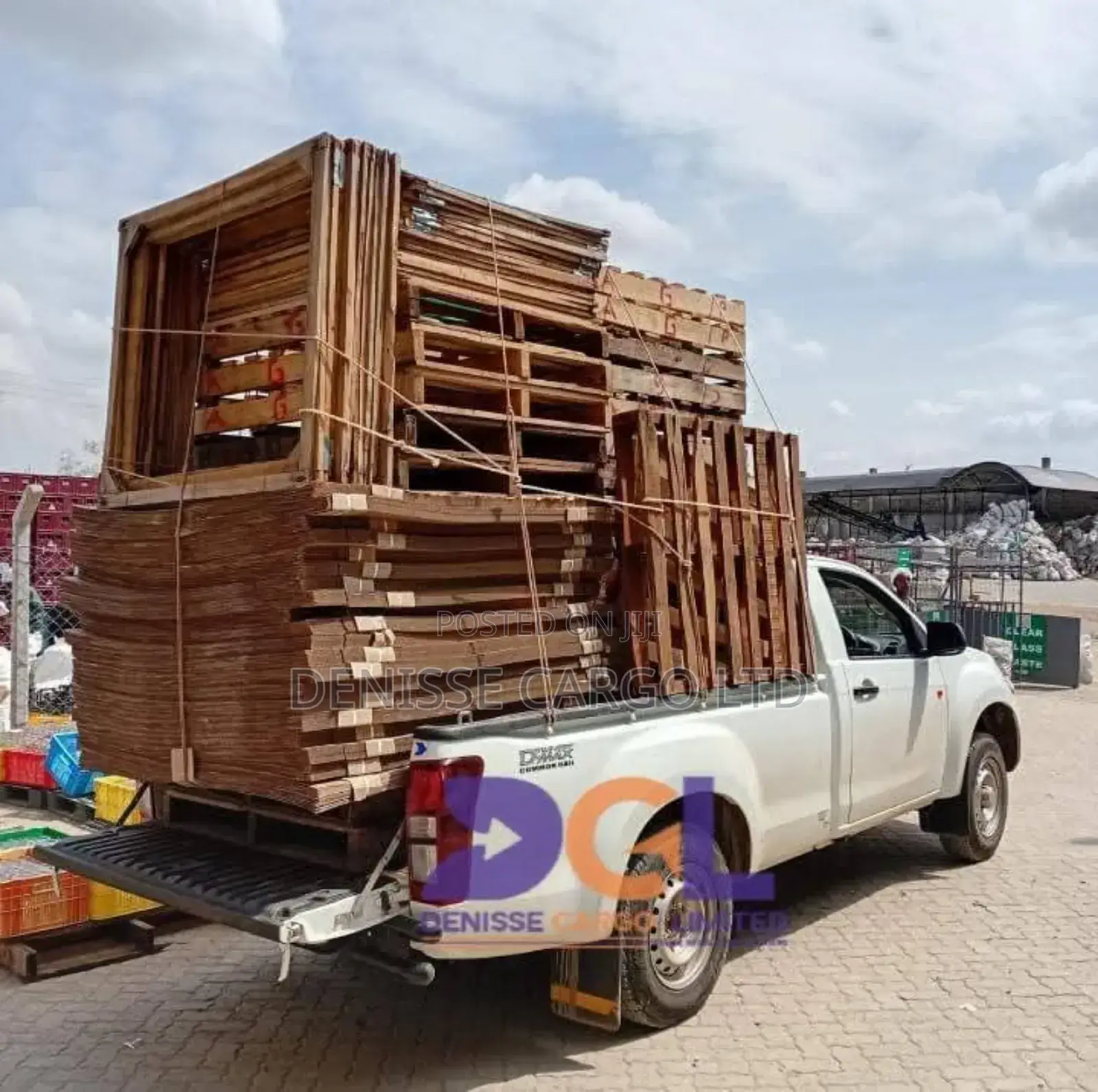 Light Cargo Transport Services.Pickup, Cargo Van and Mini-Trucks