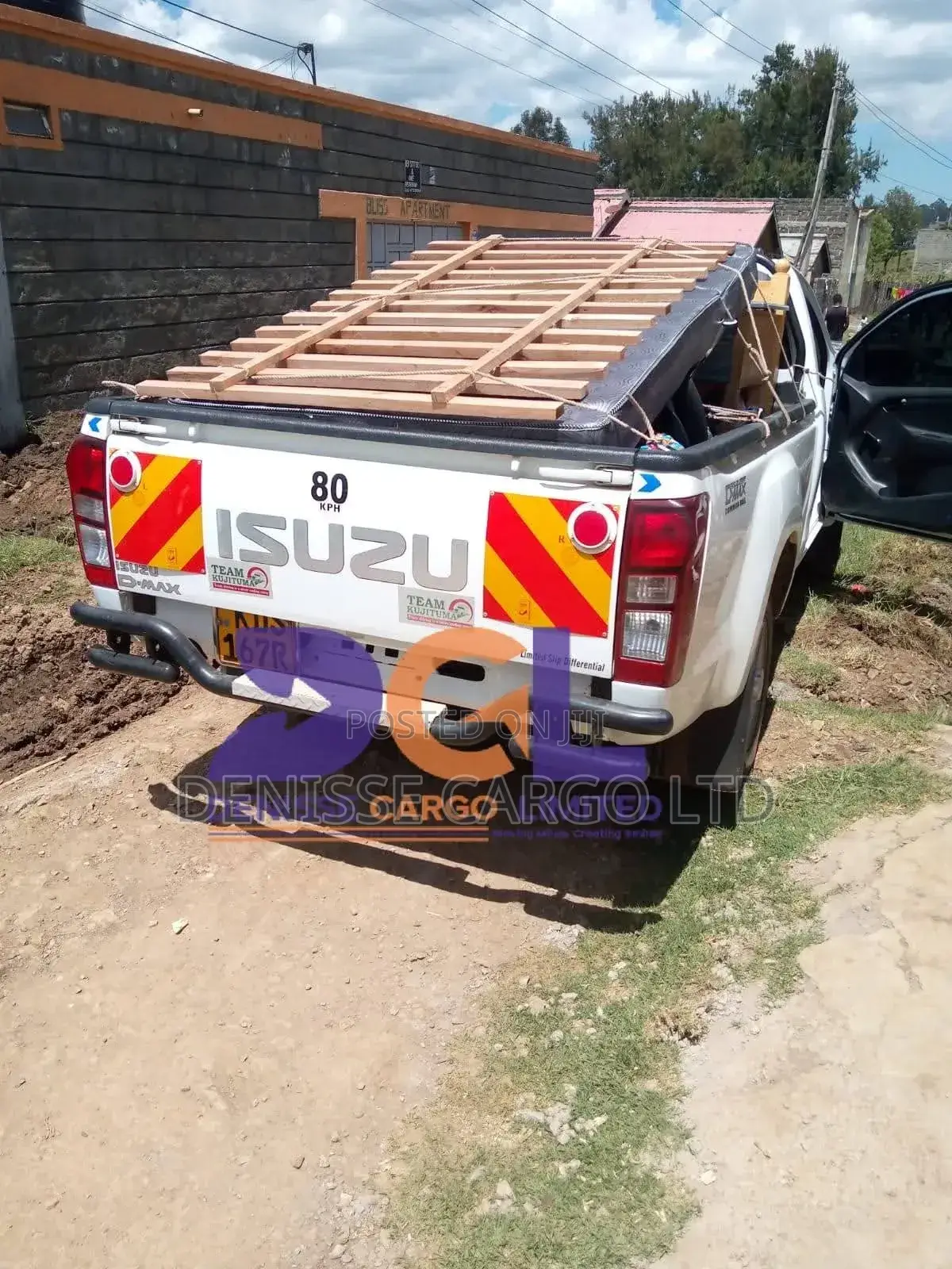 Light Cargo Transport Services.Pickup, Cargo Van and Mini-Trucks