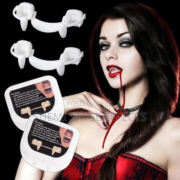 Halloween Retractable Vampire Fangs – Scare in Style! - main view
