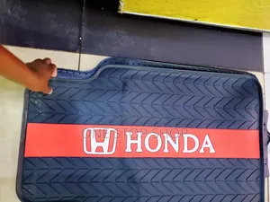 Honda Branded Floor Mat With Rear Conjoined 1pc Mat