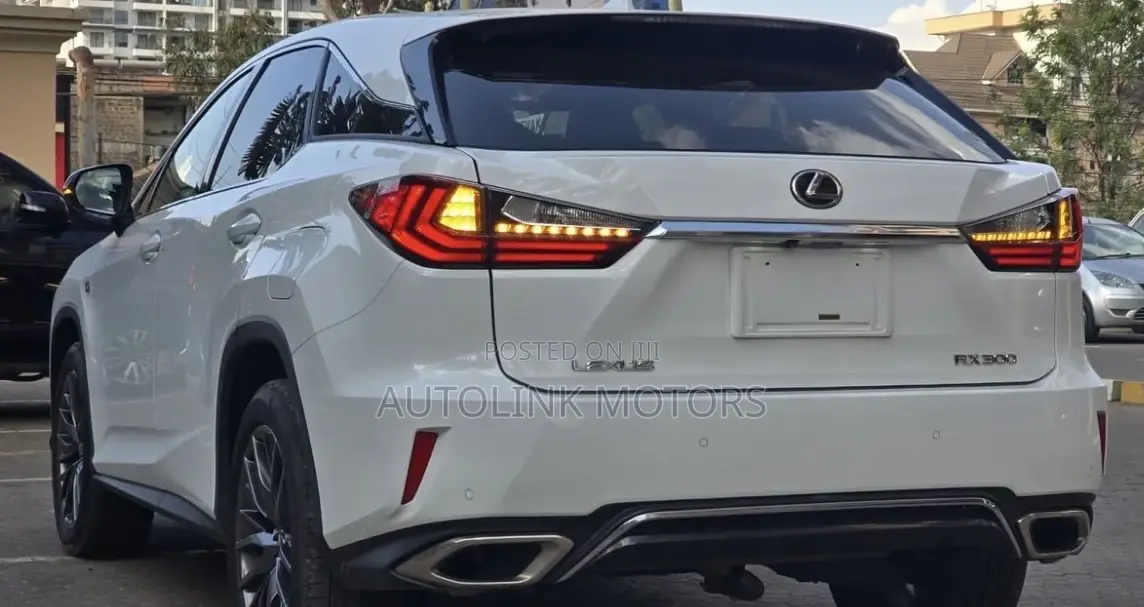 Lexus RX 300 2WD 2018 White