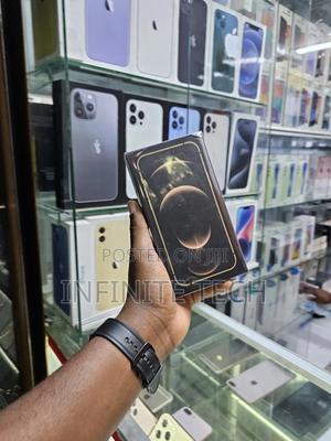 New Apple iPhone 12 Pro 256 GB Black - main view