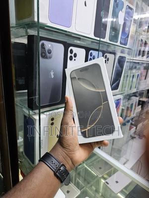 New Apple iPhone 16 Pro Max 256 GB Black - main view