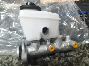 Brake Master Cylinder Toyota Hilux 4 *4