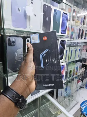 New Samsung Galaxy Z Flip6 256 GB Black