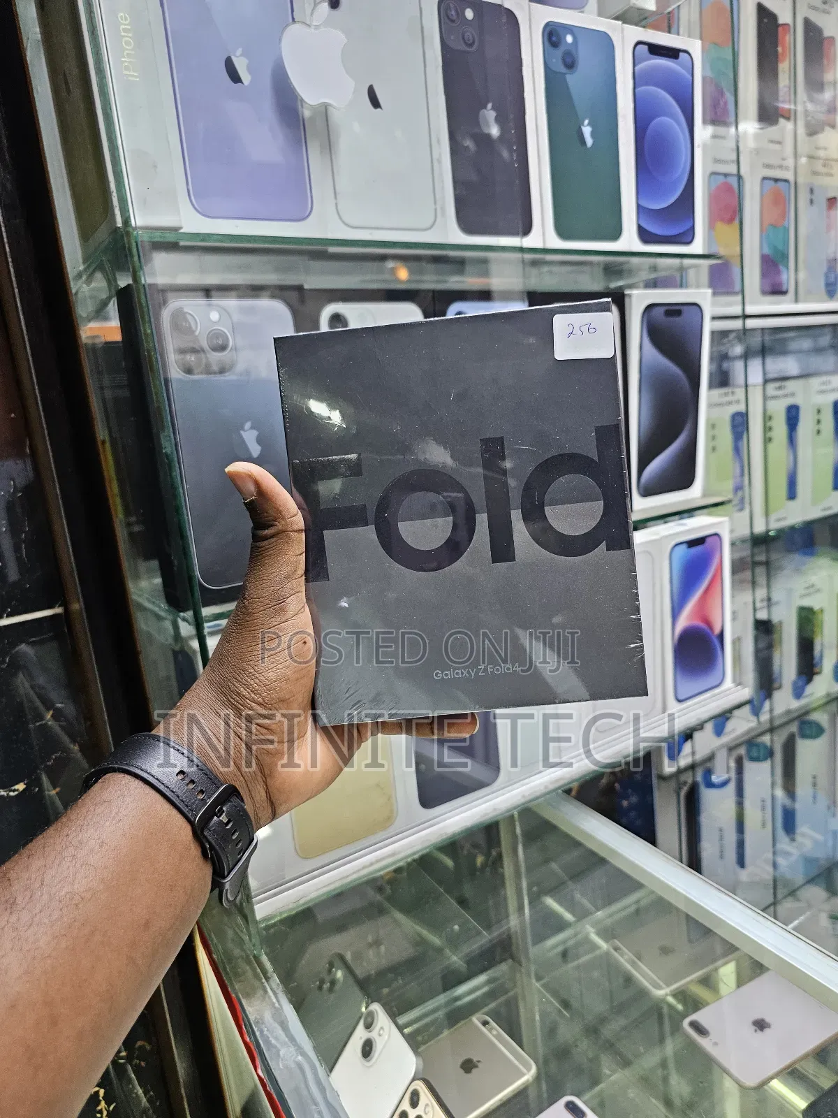 New Samsung Galaxy Z Fold4 256 GB Black