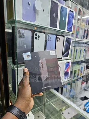 New Samsung Galaxy Z Fold6 256 GB Black
