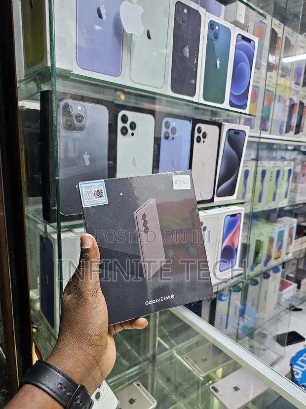 New Samsung Galaxy Z Fold6 256 GB Black - thumbnail 3