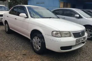 Nissan Sunny 2005 White