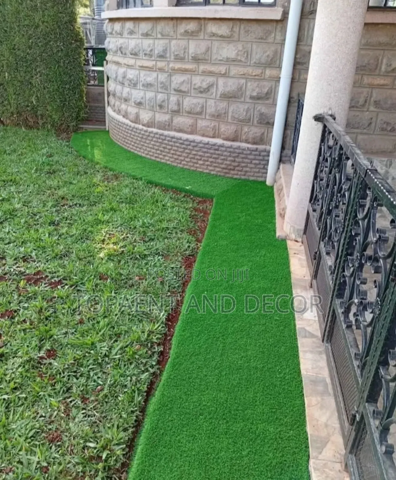 Patio Backyard Corridor Installation of Artificial Grass Carpet