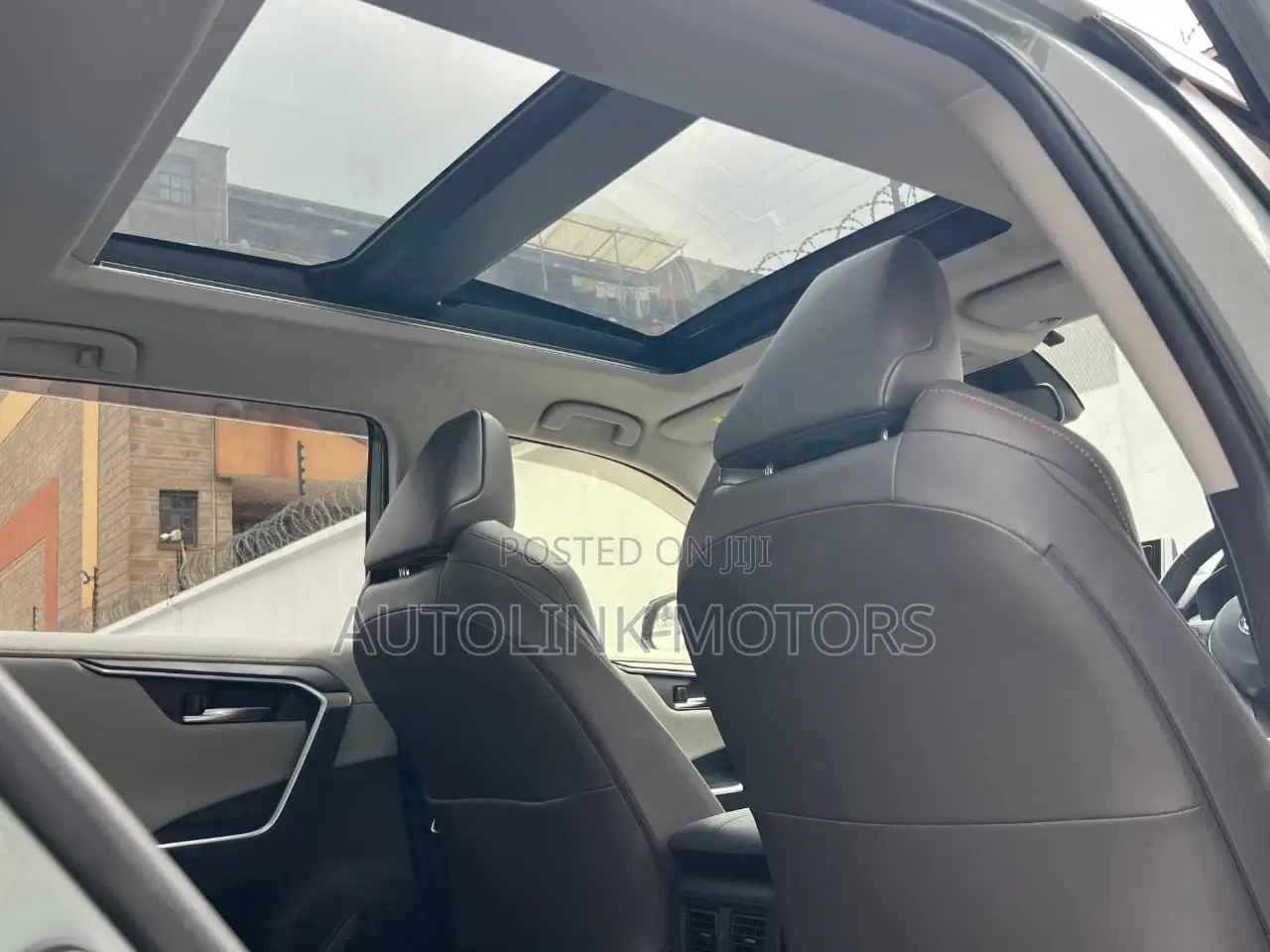Toyota RAV4 Adventure 2019 Green
