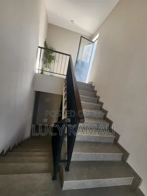 4bdrm Duplex in Langata for sale