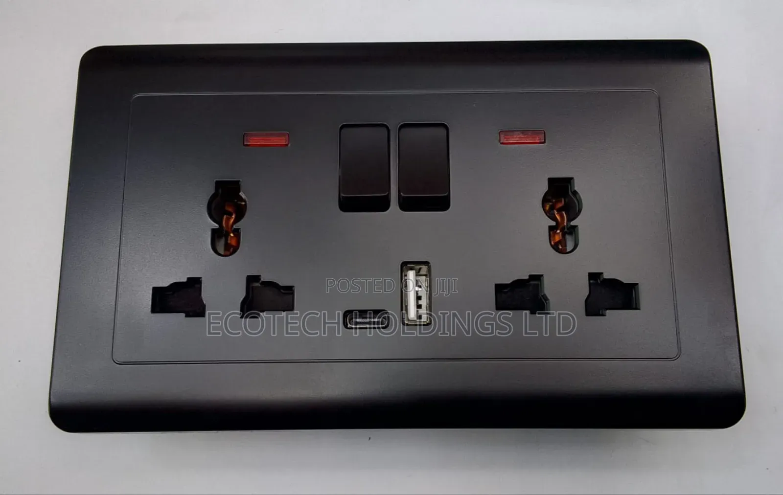 Black Twin Socket Wirh Type A And Type C