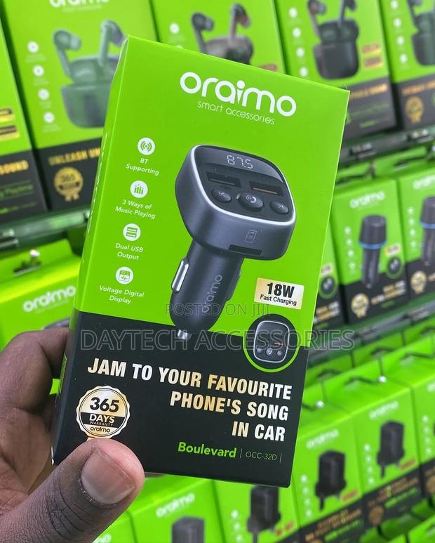 Oraimo Car Modulator With 18w Fast Charging.