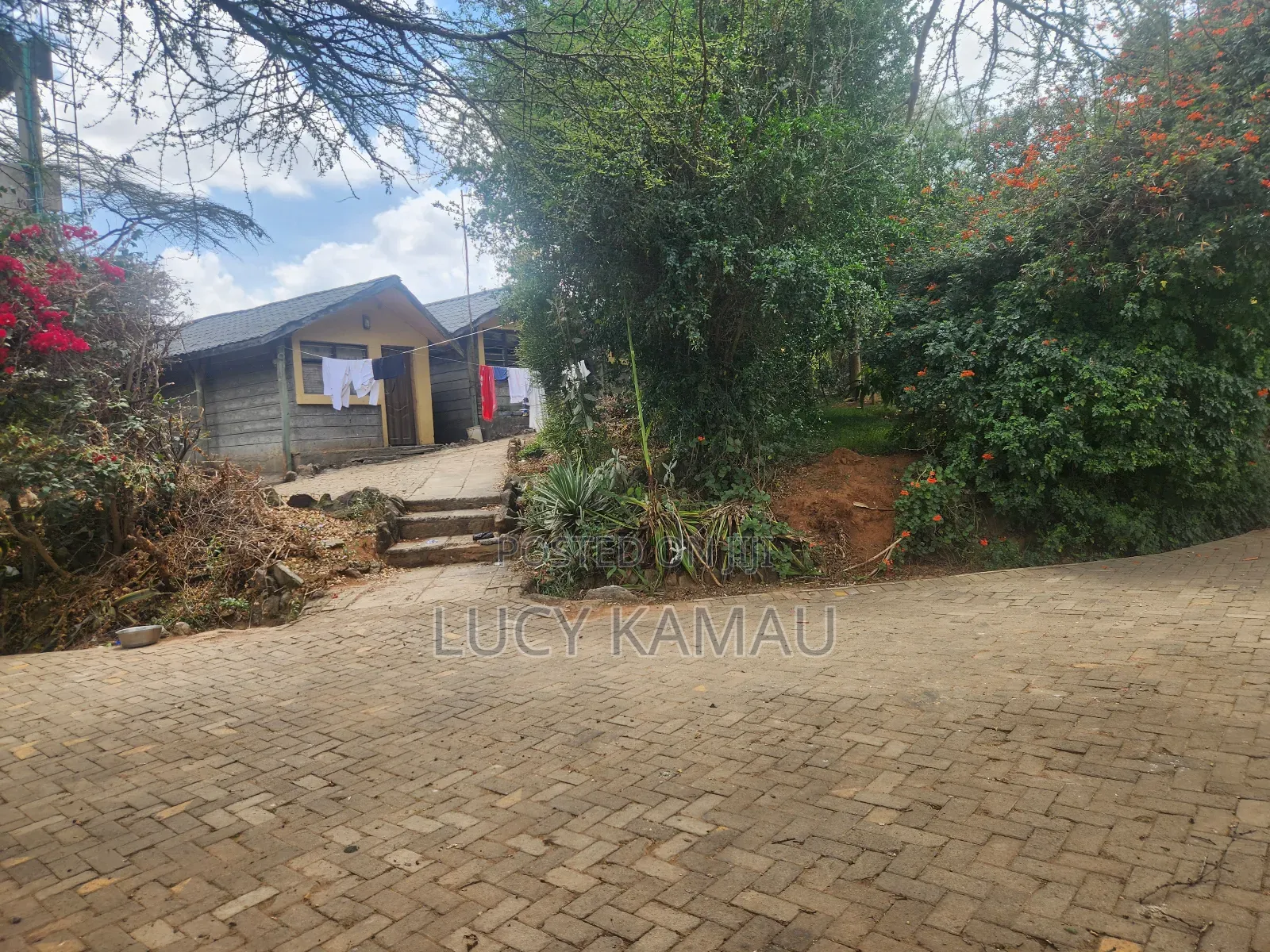 3⁄4 Acre Gem Fronting River and Nairobi National Park