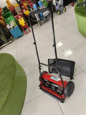 Manual 18i Inches Lawn Mower With a Collection Bag