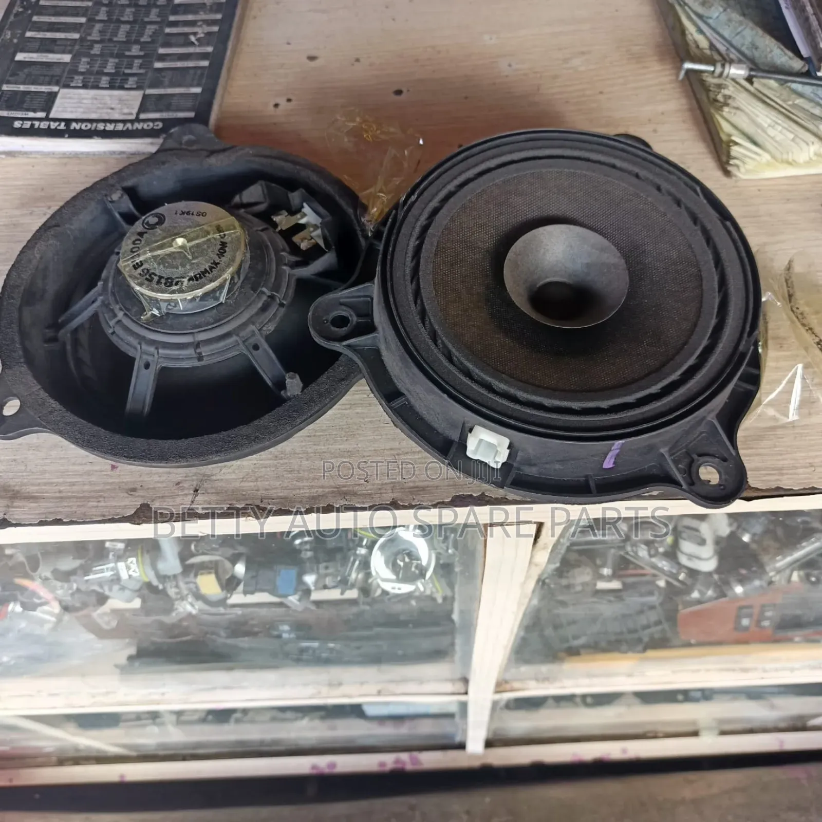 Toyota Caldina Speakers