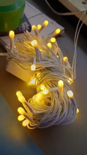 Quality 10mtrs Christmas Lights Gold Kjb7